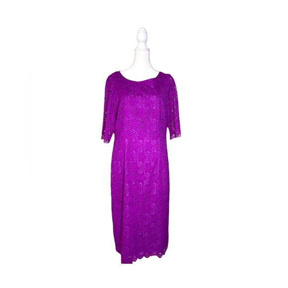 giovanna Dresses & Skirts - Giovanna lace 3/4 sleeve violet colored shift dress size 10